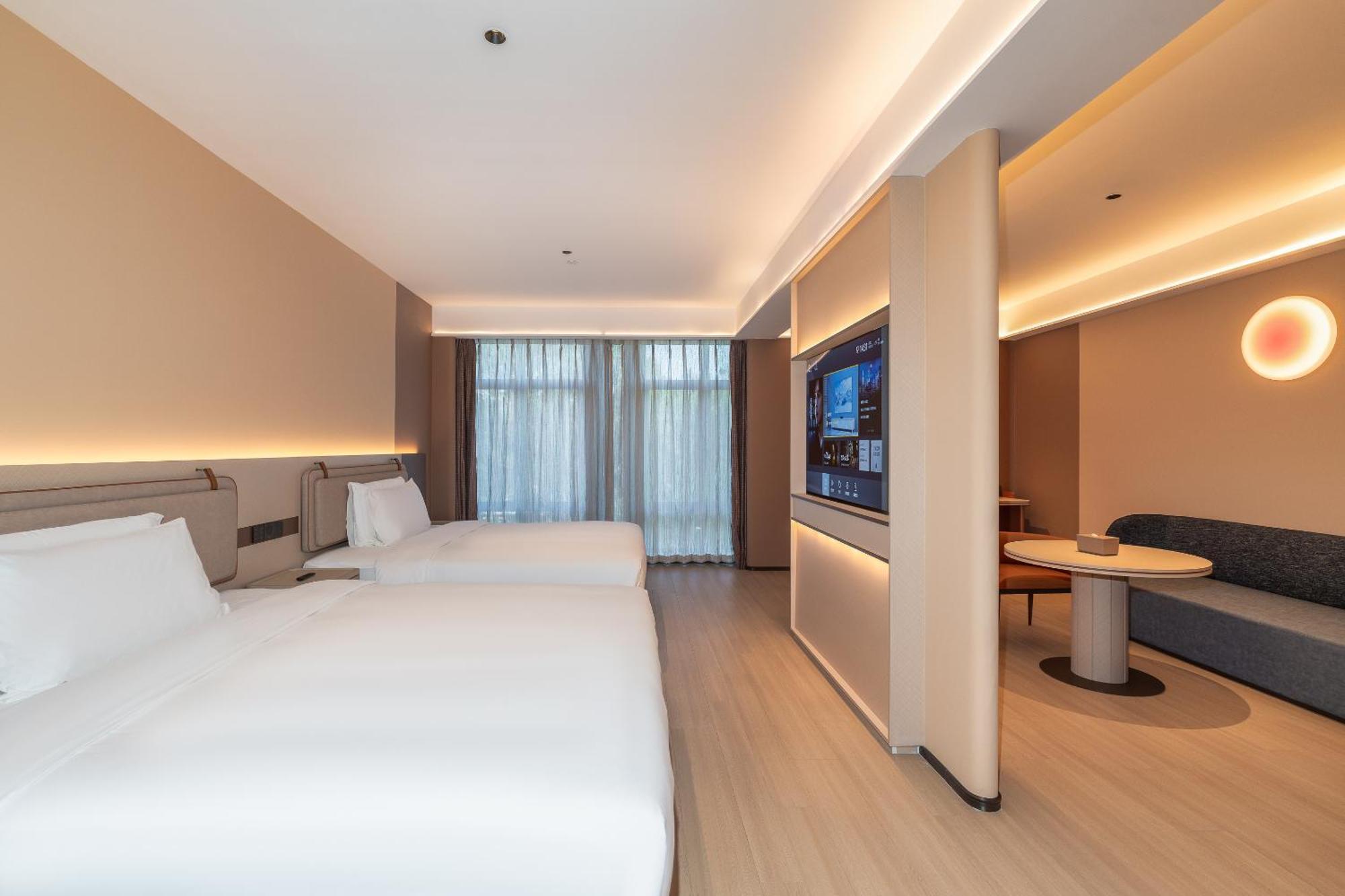 Mehood Lestie International Hotel Zhuhai Lovers Road Branch - Free Breakfast & Free Afternoon Tea & Free Midnight Snack Экстерьер фото